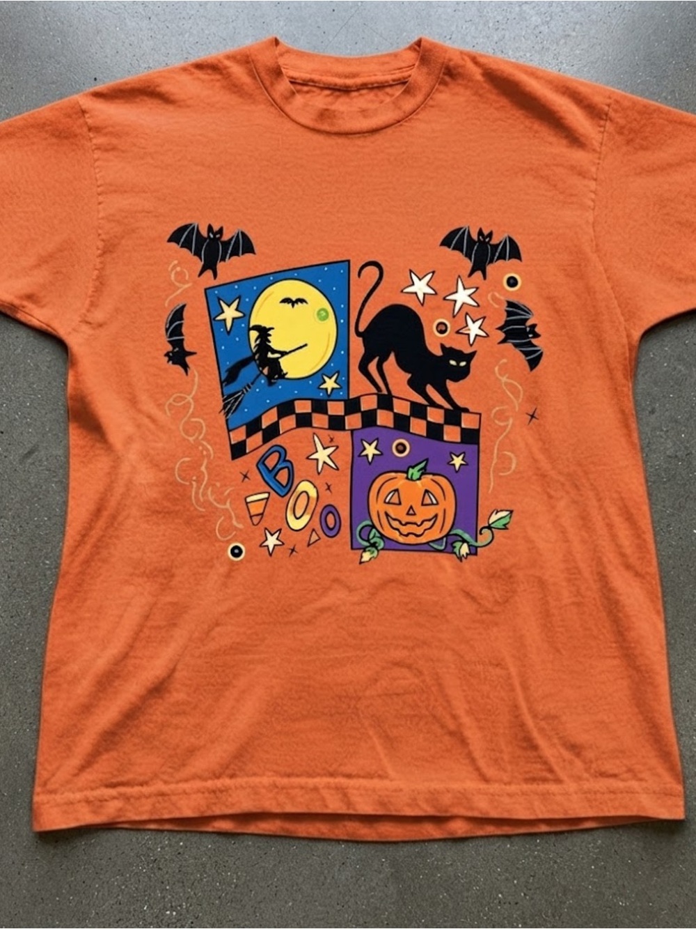 Spooky Halloween Graphic Gildan Crewneck T-Shirt Unisex Tee